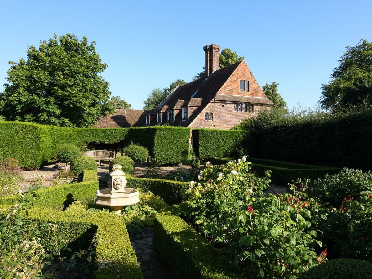 The Pavilion At Brunger House Tenterden Exterior foto